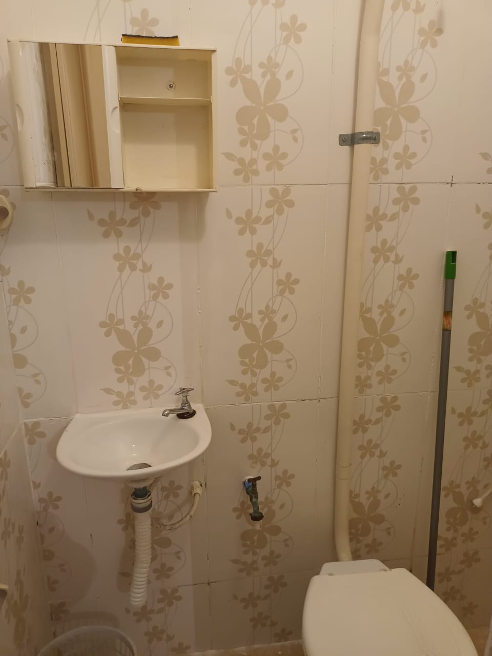 285354